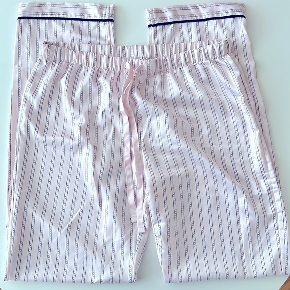 Gilligan and O’Malley Silky Satin Pajama Set Sz XS Drawstring Pants Pink Striped - Picture 8 of 11
